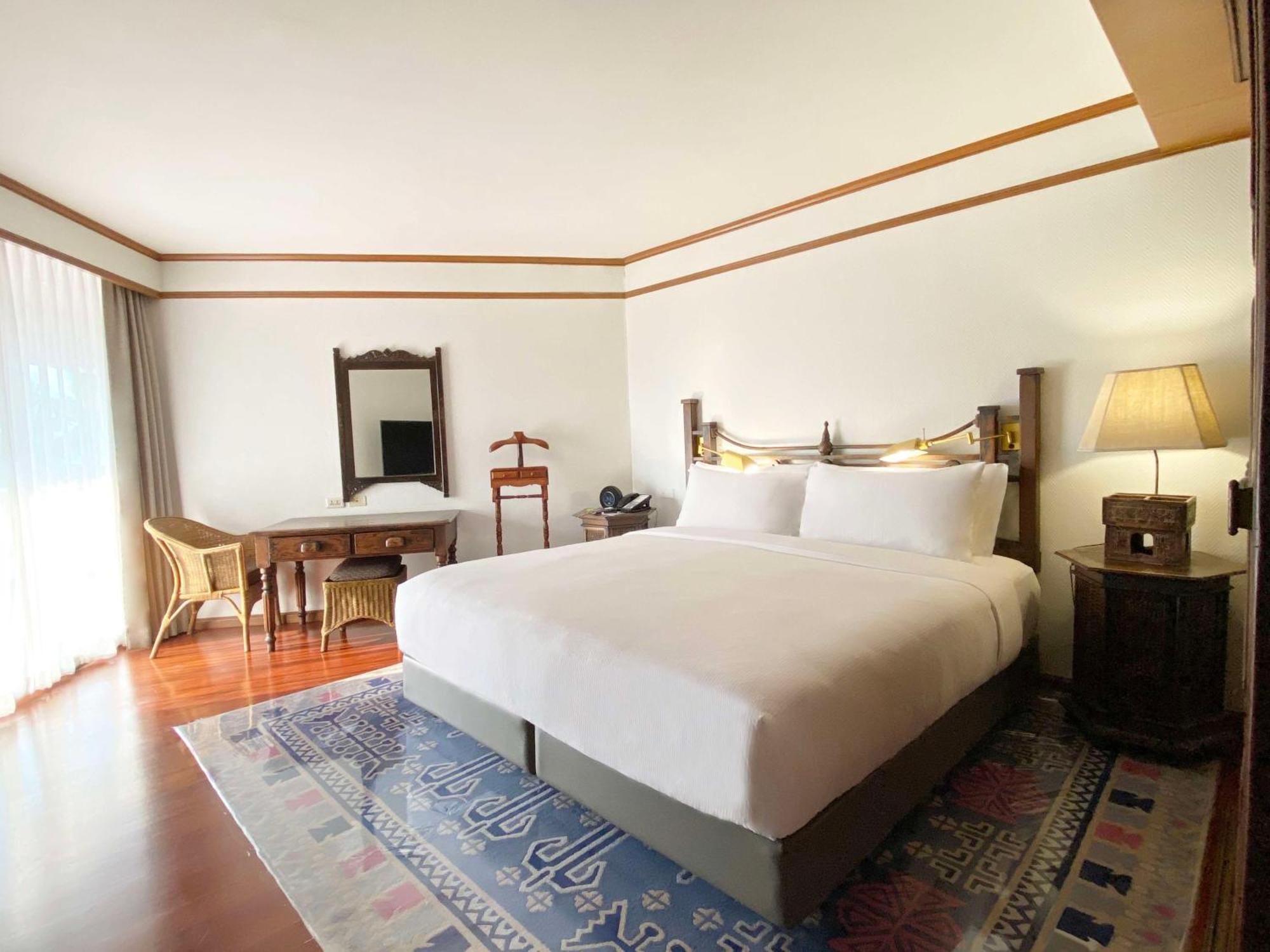 Avani Pattaya Resort Exterior photo Deluxe Room