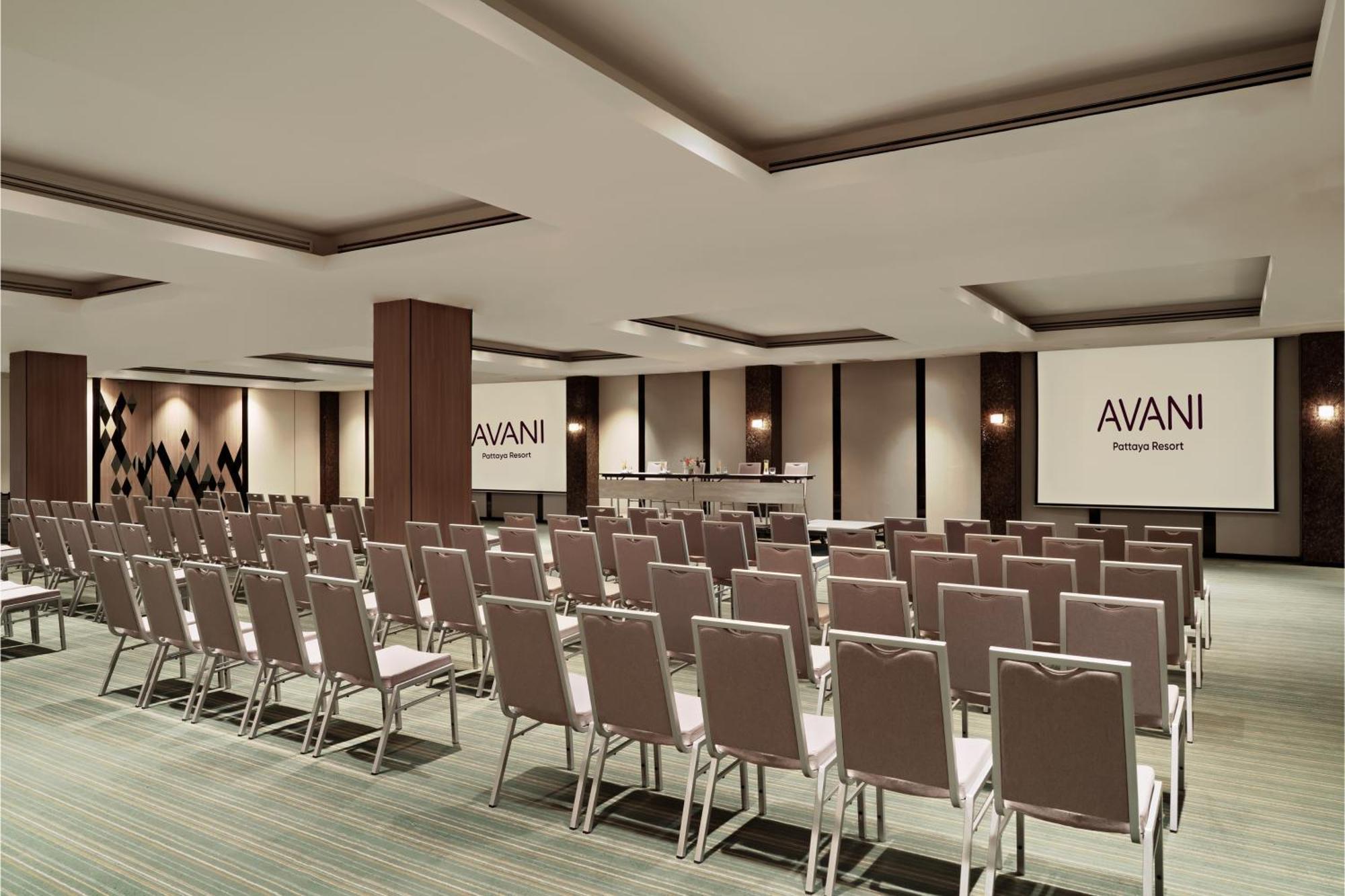 Avani Pattaya Resort Exterior photo Avani Atria